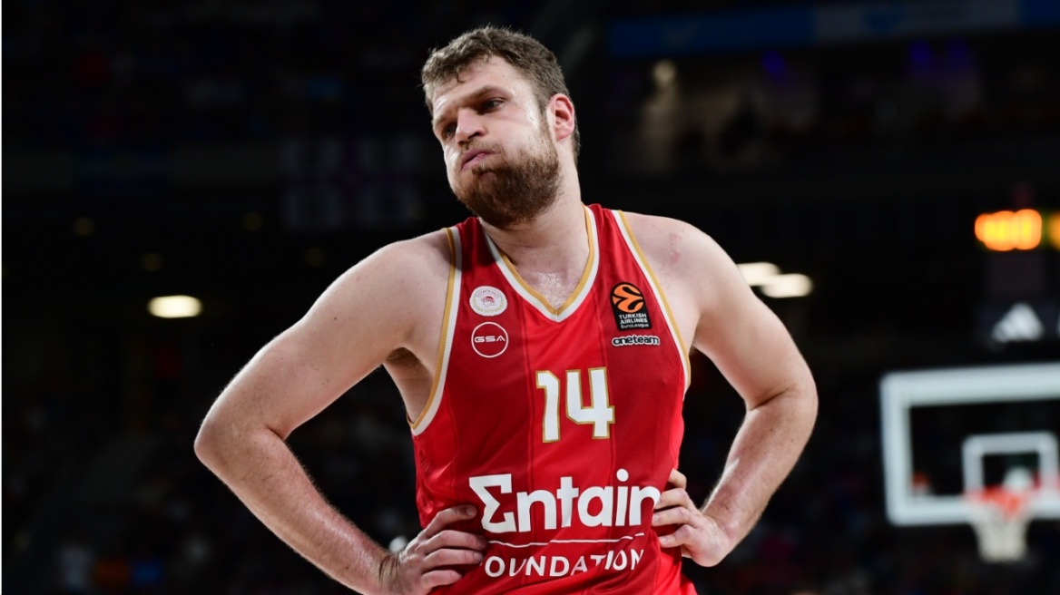 Βεζένκοβ: «Στο τέταρτο ματς να πάρουμε αυτό που μας αξίζει όλη τη σεζόν» 