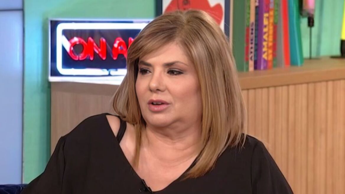 Η Βάσια Παναγοπούλου περιέγραψε πώς έμαθε για τον θάνατο του πατέρα της σε ηλικία 10 ετών: «Δεν υπάρχουν λόγια»