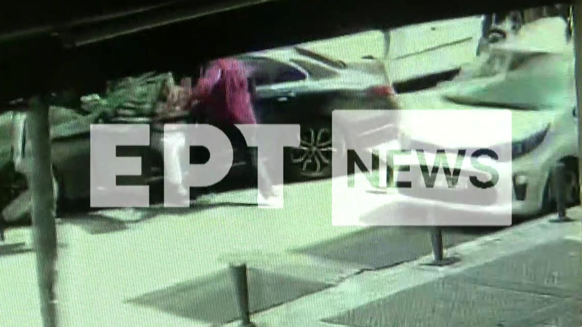 Βίντεο: Ξυλοκόπησαν 36χρονο στη Θεσσαλονίκη μπροστά στα μάτια του τρίχρονου γιου του