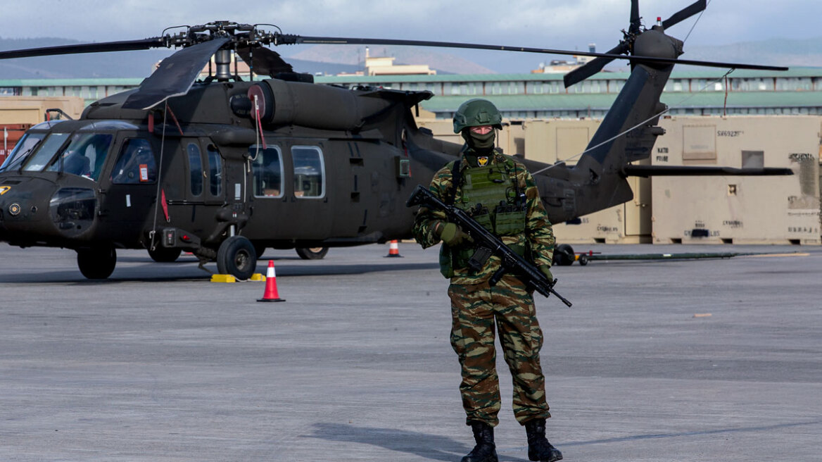 «Φόρα αθλητικά, πάρε και ένα ξύλο να φαίνεται ότι πας για πεζοπορία» - Οι οδηγίες που έπαιρνε ο 59χρονος κατάσκοπος στην Αλεξανδρούπολη