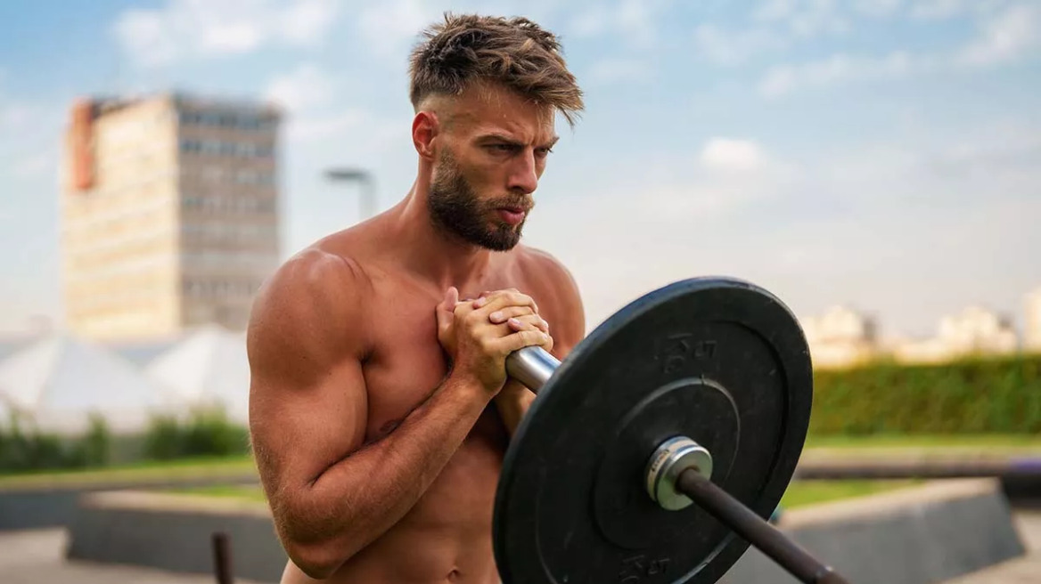 Στεροειδή για μυώδες σώμα: Πόσο επικίνδυνη είναι η νέα μόδα των social media;