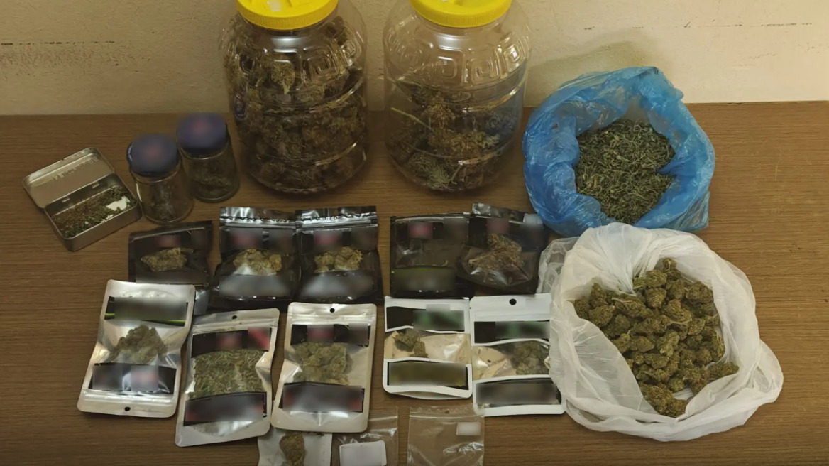 Δύο συλλήψεις για διακίνηση ναρκωτικών στα Πατήσια