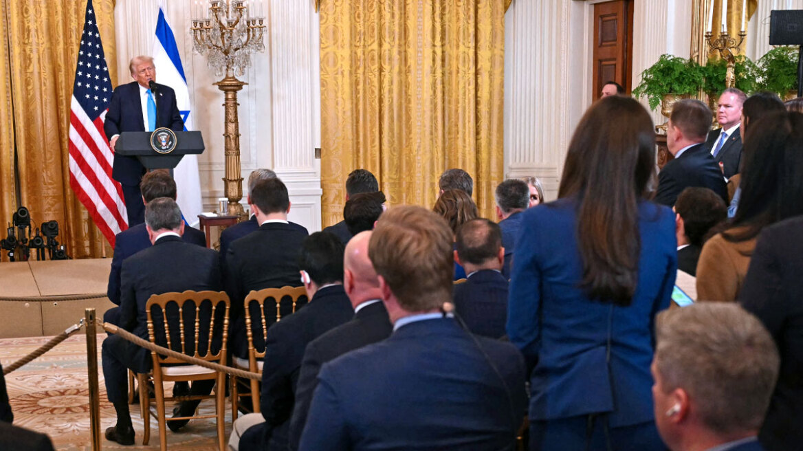 Ο Τραμπ βάζει ξανά στο στόχαστρο τους δημοσιογράφους - Έρχονται εντάλματα σε έρευνες διαρροών