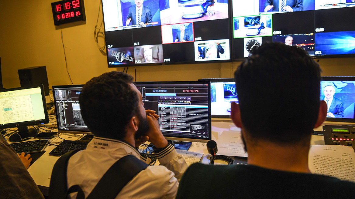 «Η Τουρκία, ως υποψήφια χώρα, πρέπει να σέβεται την ελευθερία των ΜΜΕ», λέει η Ευρωπαϊκή Επιτροπή 