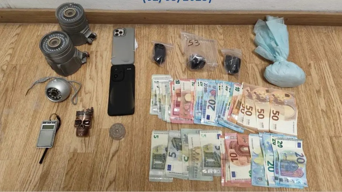 Αττική: Τέσσερις συλλήψεις για διακίνηση ηρωίνης - Με ιστορικό για απόπειρα ανθρωποκτονίας οι συλληφθέντες