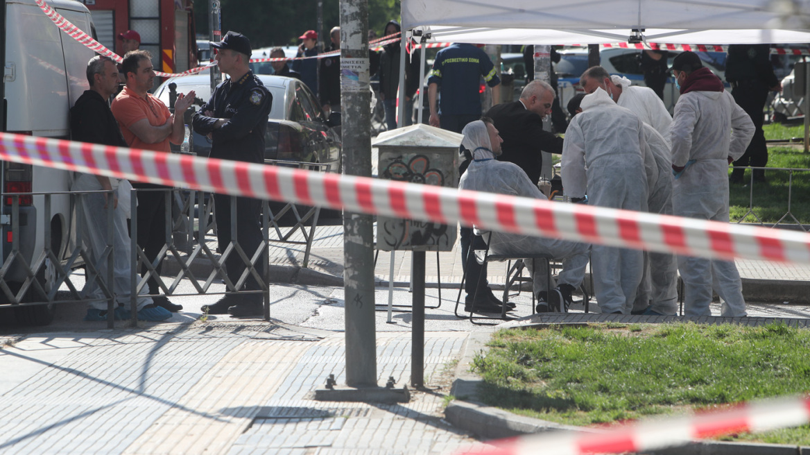 Αυτόπτης μάρτυρας για έκρηξη σε πάρκινγκ στη Θεσσαλονίκη: «Νόμισα ότι έγινε μέσα στο σπίτι μου»