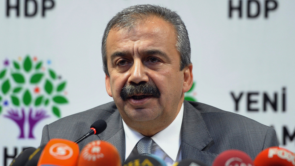 Πέθανε ο βουλευτής του DEM Σιρί Σουρεγιά Οντέρ - Ήταν μεσολαβητής για τον αφοπλισμό του ΡΚΚ