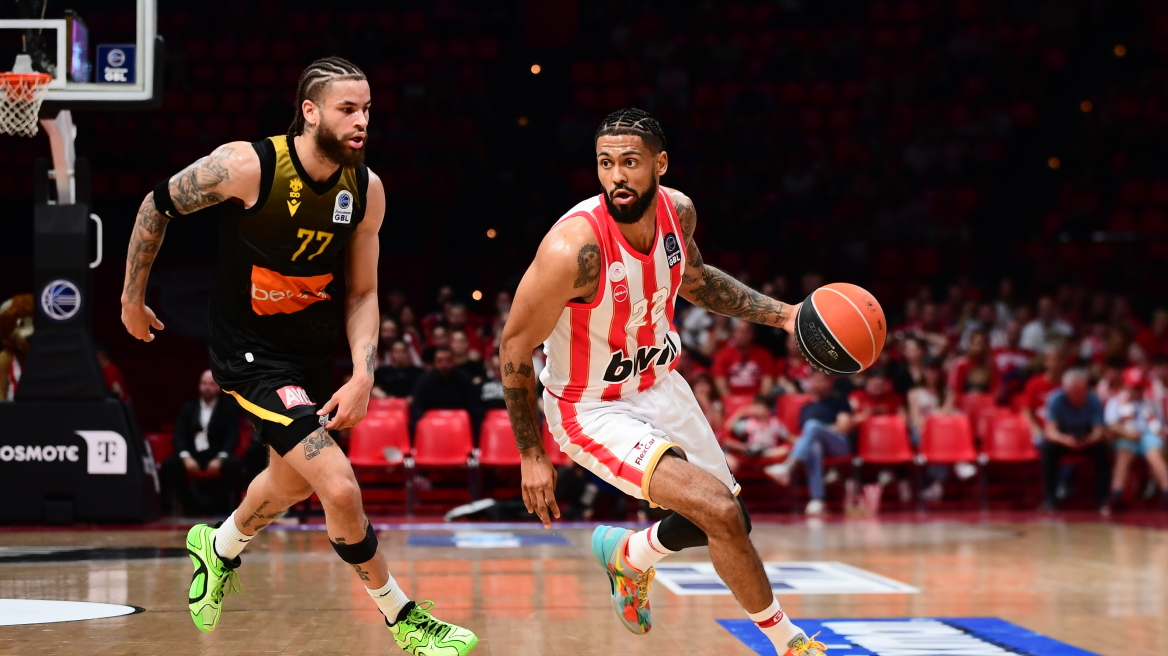 Ο Ολυμπιακός πήρε το θρίλερ του ΣΕΦ, 87-85 την ΑΕΚ - Βίντεο 