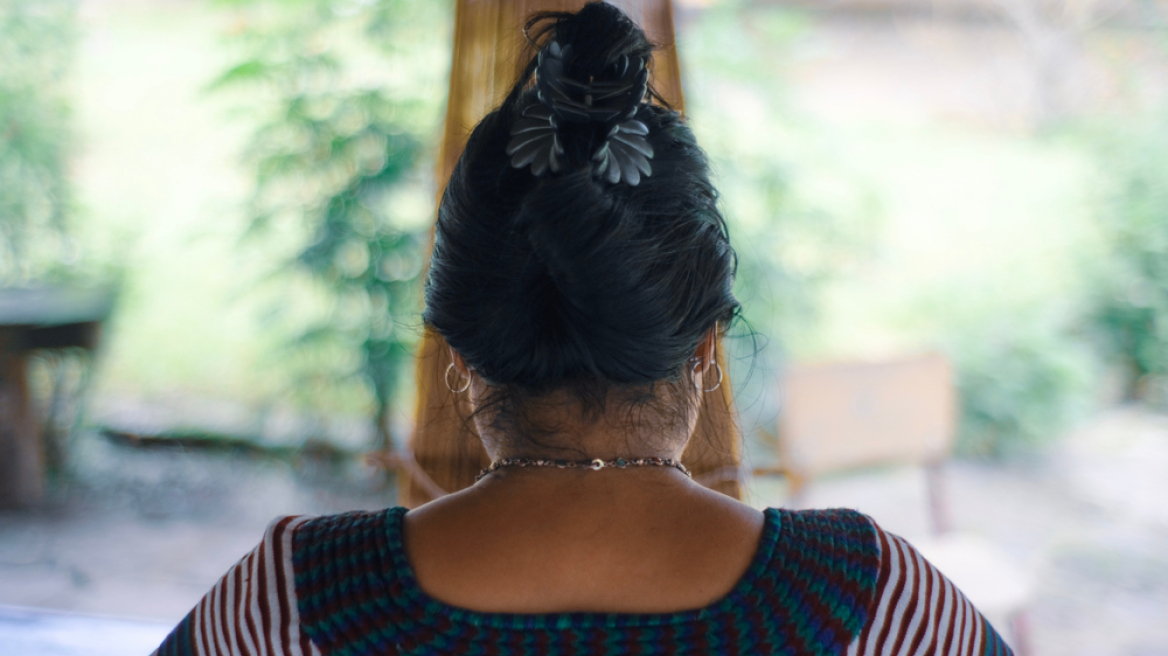 Μετανάστρια που γέννησε στις ΗΠΑ απέφυγε την ταχεία απέλαση μετά από παρέμβαση κυβερνήτη