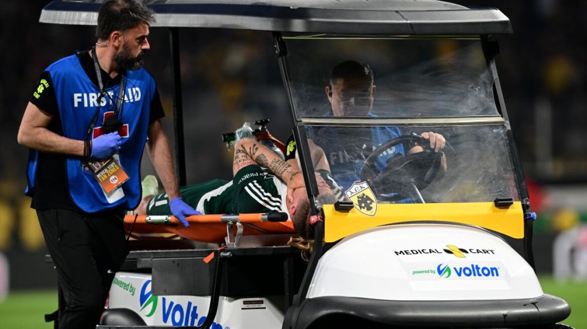 ΑΕΚ-Παναθηναϊκός: Στο νοσοκομείο ο Γέντβαϊ που έγινε αναγκαστική αλλαγή - Δείτε βίντεο