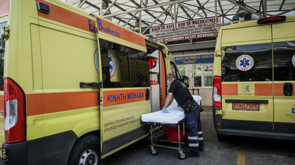 Διασωληνωμένος στο στρατιωτικό νοσοκομείο Λάρισας ο Γερμανός ορειβάτης που τραυματίστηκε στον Όλυμπο