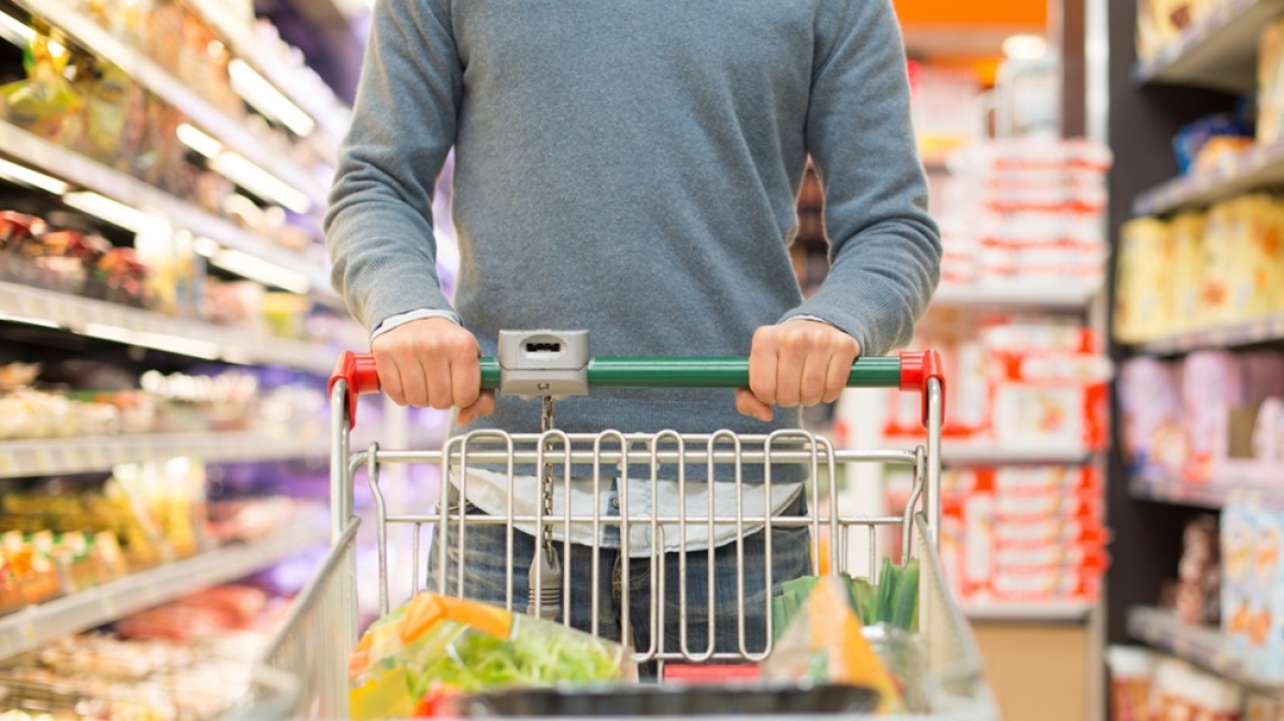 Πόσα ξοδεύω για φαγητό: Θωμάς, 30 ετών, οδηγός γερανού, με μηνιαίο εισόδημα 2000€