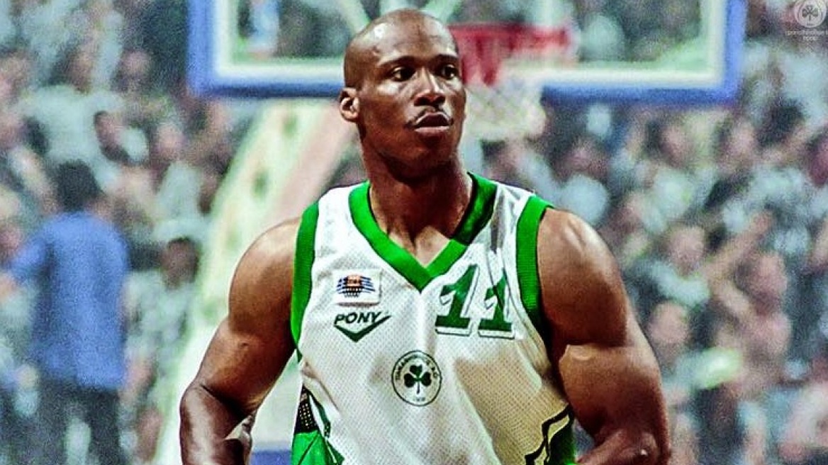 Μπάιρον Σκοτ: Κατηγορείται για σεξουαλική κακοποίηση 15χρονης πριν από 38 χρόνια - «Το έκανα, αλλά νόμιζα ότι ήταν 18», απαντά ο ίδιος