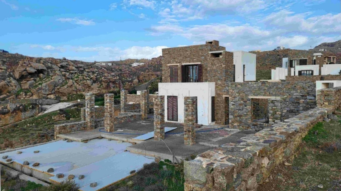 Μύκονος: Nέες βίλες βγαίνουν στο σφυρί τον Ιούλιο