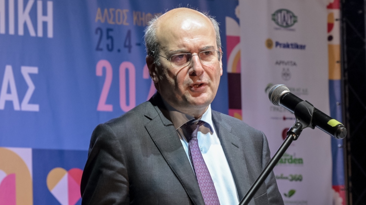 Χατζηδάκης: Μέχρι το τέλος του 2023, επέστρεψαν 400.000 από τους 600.000 Έλληνες της γενιάς του brain drain