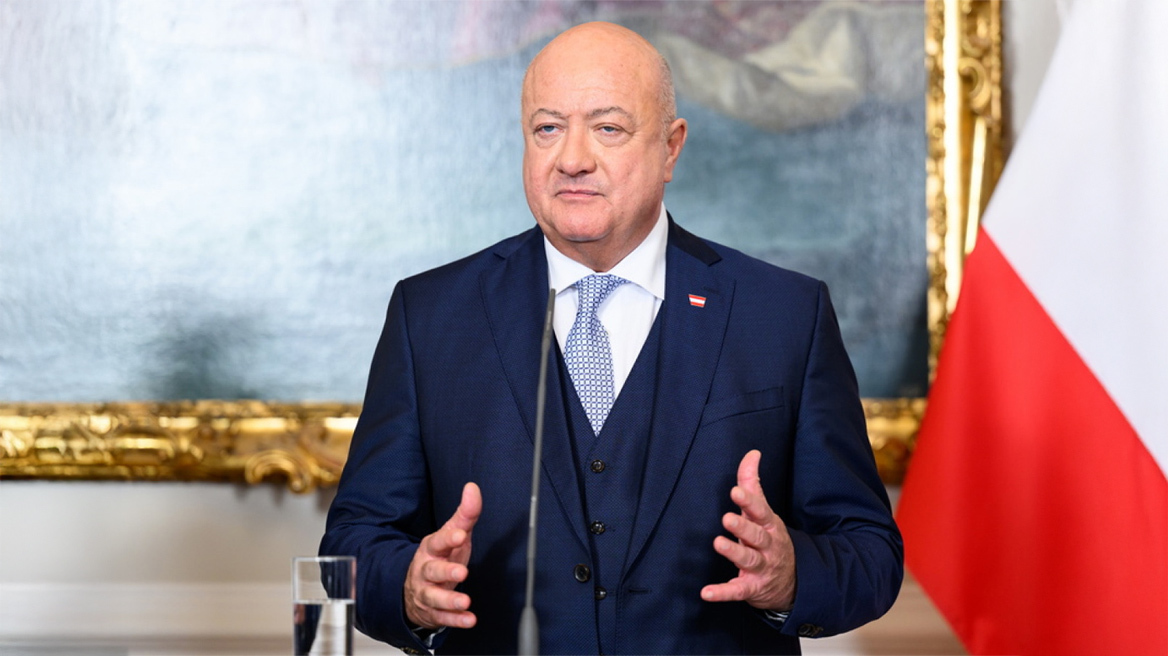 Ακροδεξιό το Κόμμα της Ελευθερίας, αλλά «δεν συγκρίνεται με την AfD», εκτιμά ο Αυστριακός καγκελάριος