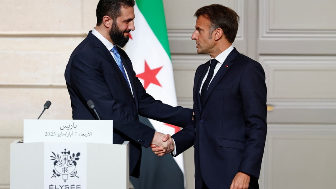 Ο Μακρόν θα ζητήσει άρση των κυρώσεων σε βάρος της Συρίας από ΕΕ και ΗΠΑ