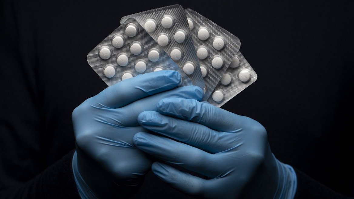 Αμερικανός γιατρός που συνιστούσε επικίνδυνο φάρμακο για τον COVID χρίστηκε ανώτατος σύμβουλος από τον Trump
