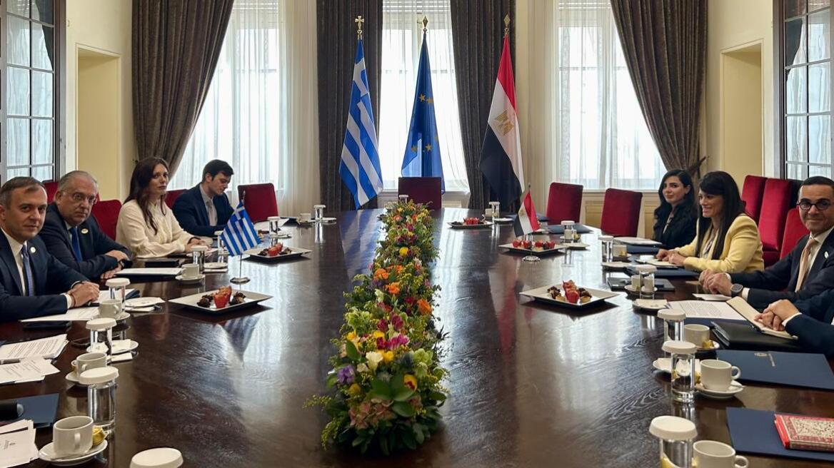 Θεοδωρικάκος: Ενισχύουμε τη στρατηγική συνεργασία Ελλάδας - Αιγύπτου στις επενδύσεις και στον οικονομικό τομέα