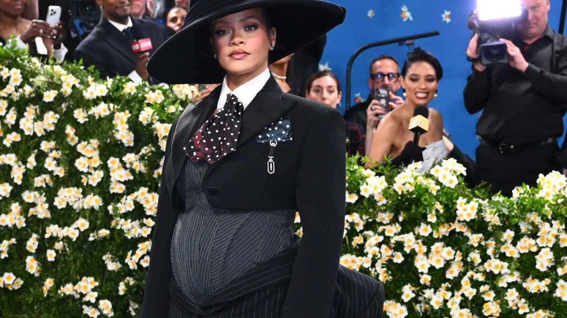 Όλες οι φορές που η Rihanna μάς ξάφνιασε με την ανακοίνωση της εγκυμοσύνης της
