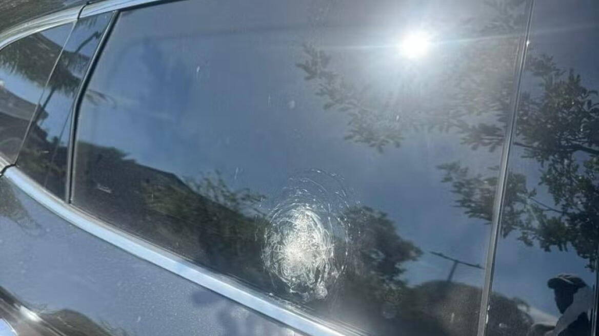 Απόπειρα ληστείας σε βάρος του τερματοφύλακα της Φλαμένγκο - Πυροβόλησαν το όχημά του 