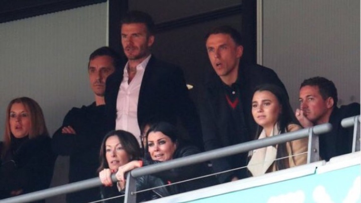 Ο Ντέιβιντ Μπέκαμ και ο Γκάρι Νέβιλ αγόρασαν τη Σάλφορντ Σίτι
