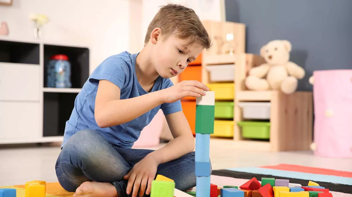 Αυτισμός: Το τεστ που εντοπίζει τα σημάδια από μια απλή κίνηση – Με ακρίβεια 85%