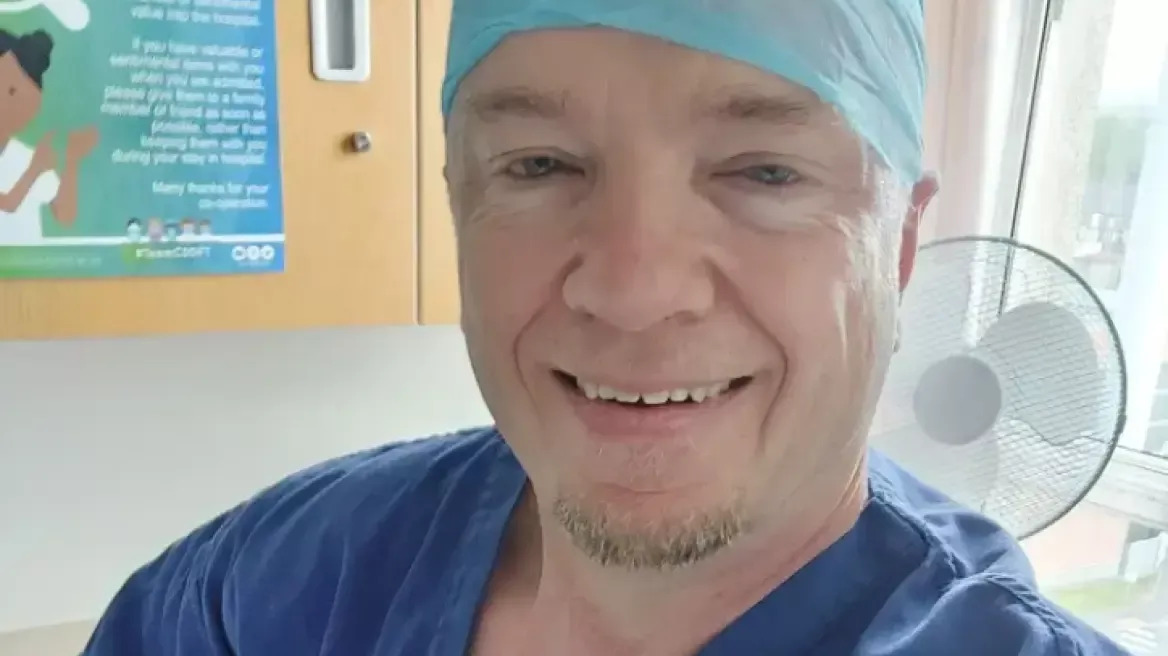 Ένας 54χρονος δίνει με «φυσικό τρόπο» το σπέρμα του και λέει ότι έχει αποκτήσει 190 παιδιά – «Είμαι ο Έλον Μασκ των φτωχών» δηλώνει