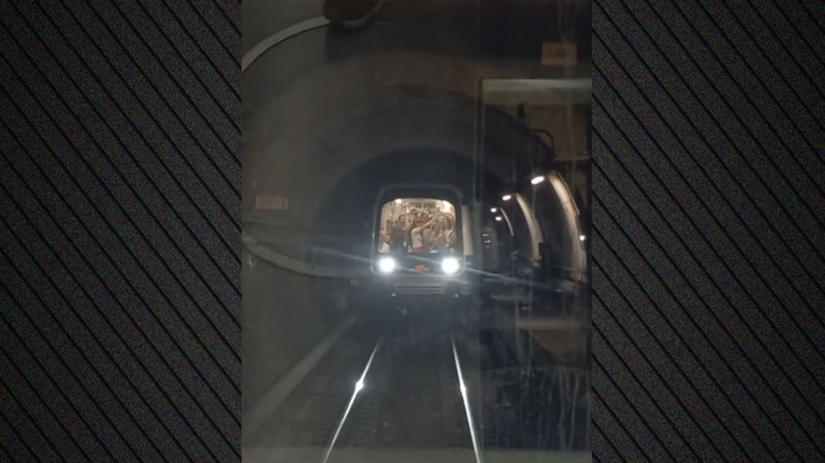 Δύο συρμοί βρέθηκαν στην ίδια γραμμή στο Μετρό Θεσσαλονίκης - «Εντάσσεται στην κανονική λειτουργία, δεν αποτελεί έκτακτο συμβάν» λέει η THEMA