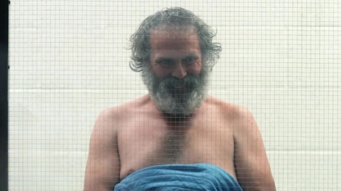 Τζένιφερ Άνιστον: O stalker της ηθοποιού εμφανίστηκε γυμνός στο δικαστήριο