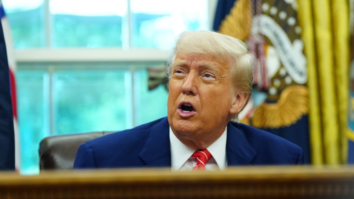 Ανάλυση CNN: Επιτυχία για τον Τραμπ, κακός οιωνός για τον υπόλοιπο κόσμο η εμπορική συμφωνία με τη Βρετανία
