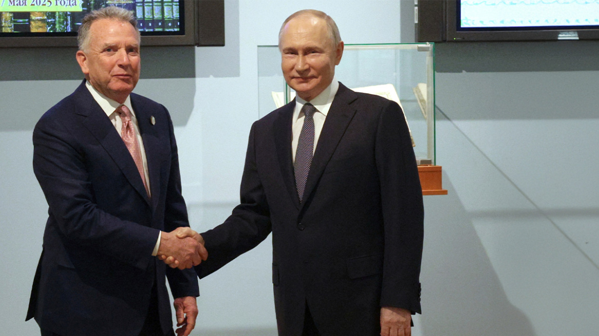 Ο Τραμπ στέλνει τον Γουίτκοφ στη Ρωσία πριν λήξει το τελεσίγραφό του στον Πούτιν 