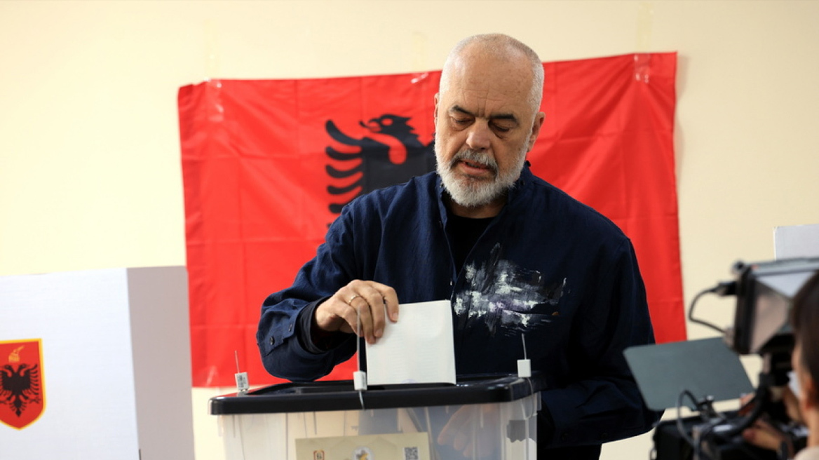 Εκλογές στην Αλβανία: Κοντά στην τέταρτη θητεία ο Έντι Ράμα, αμφισβητεί τα exit poll ο Μπερίσα
