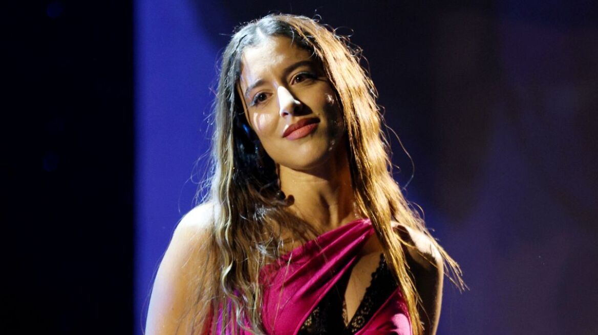 Μαρίνα Σάττι: Το «κυνηγητό» με τους δημοσιογράφους στο αεροδρόμιο - «Χίλια συγγνώμη, είναι πολύ αγχωτικό αυτό»