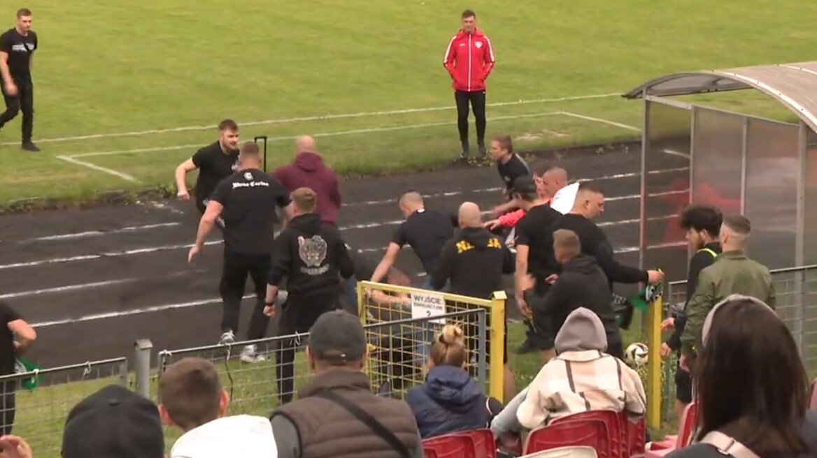 Πολωνία: Μάχες σώμα με σώμα σε αγώνα της 3ης κατηγορίας - Δείτε βίντεο
