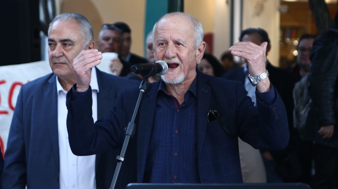 Έφοδος Λυμπερόπουλου και συνεργατών του στο υπουργείο Μεταφορών