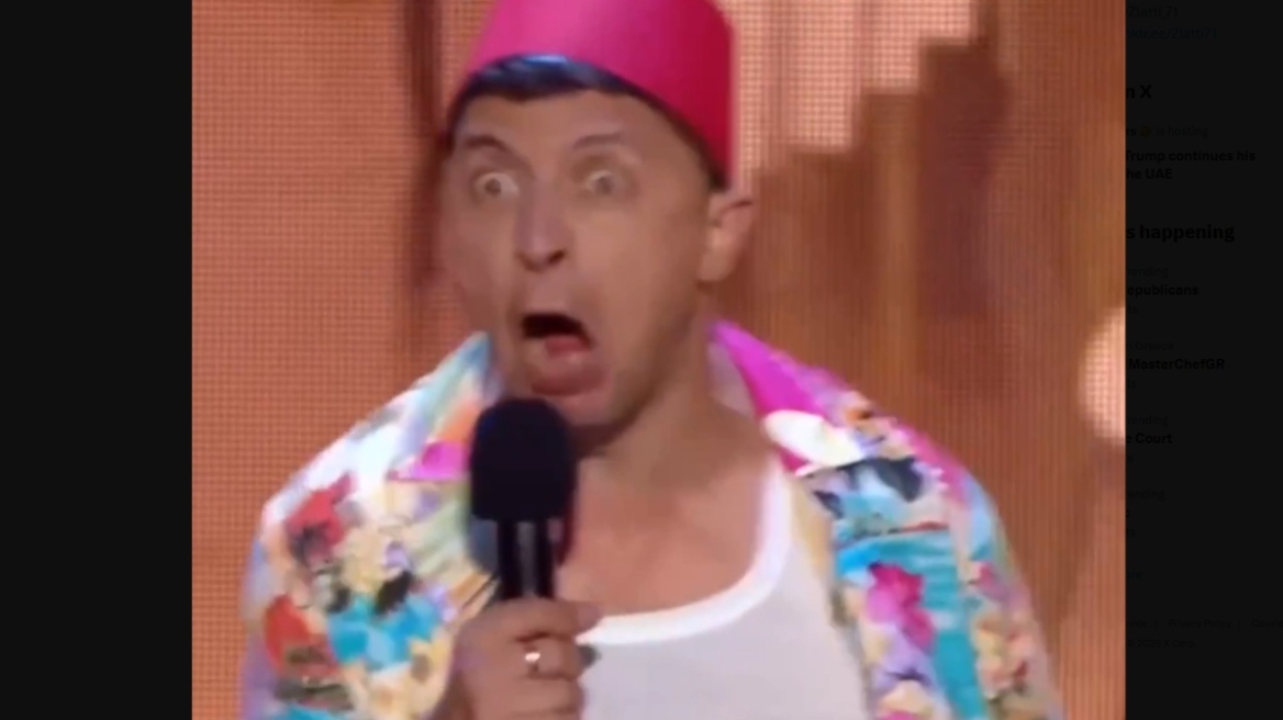 Νέα επίθεση Zαχάροβα στον Ζελένσκι: Ανέβασε βίντεο από κωμική παράσταση που έπαιζε τον κλόουν