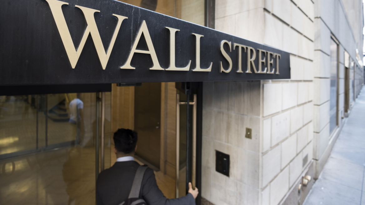 Ασκήσεις ψυχραιμίας στη Wall Street – Ήπιες μεταβολές στους δείκτες