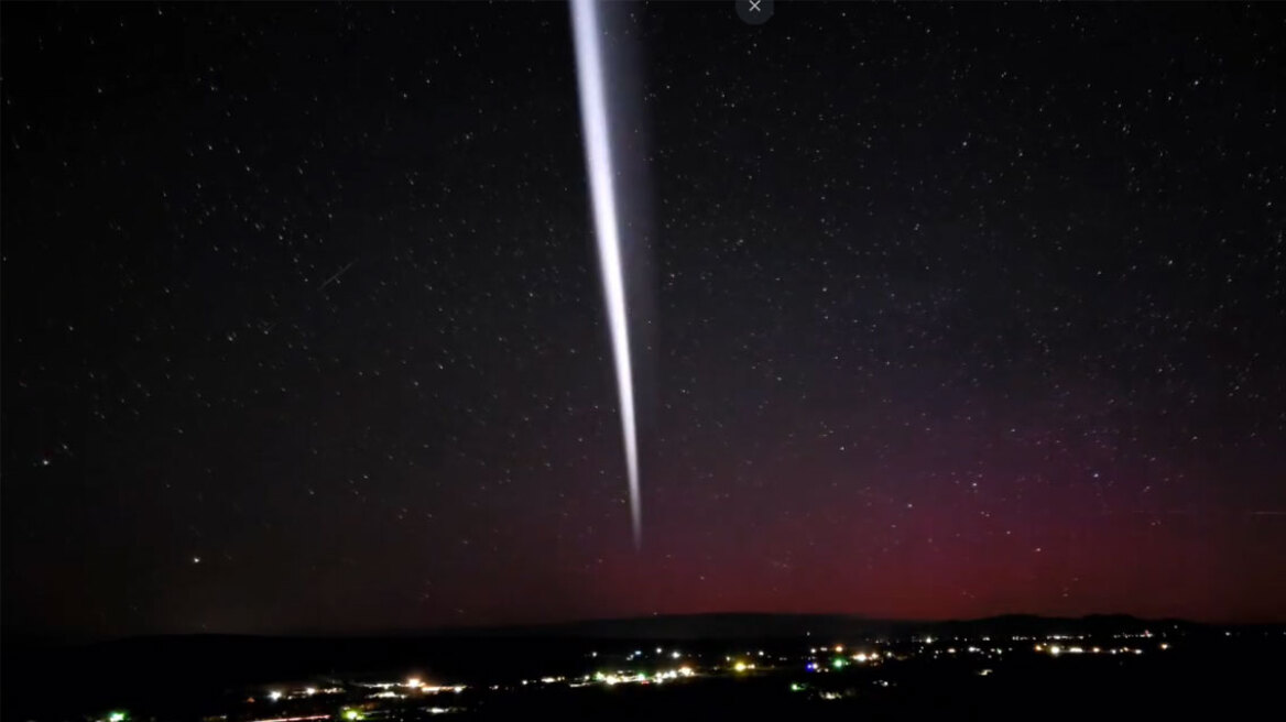 H δέσμη φωτός που άφησε με την απορία τους κατοίκους της Νοτιοδυτικής Αμερικής (vid)