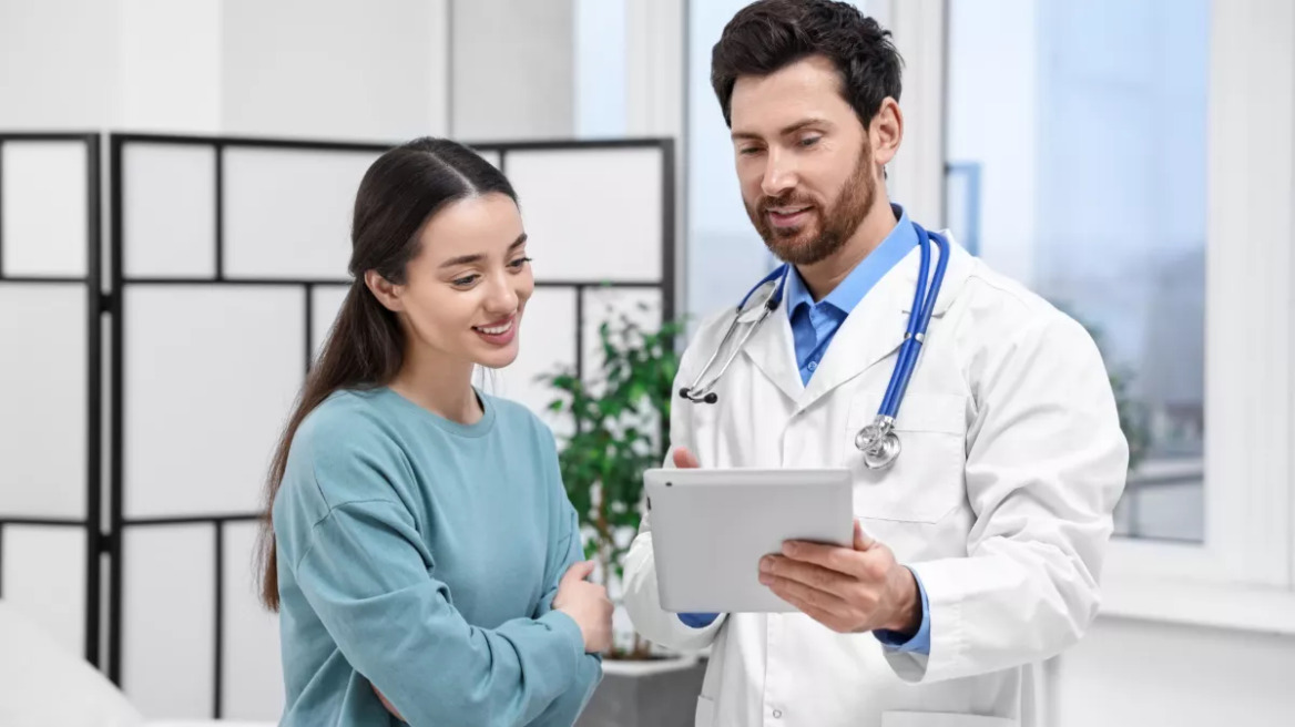 Λοίμωξη HIV: Ξεκινά σήμερα η διάθεση της θεραπείας PrEP – Από πού θα τη λαμβάνουν οι δικαιούχοι