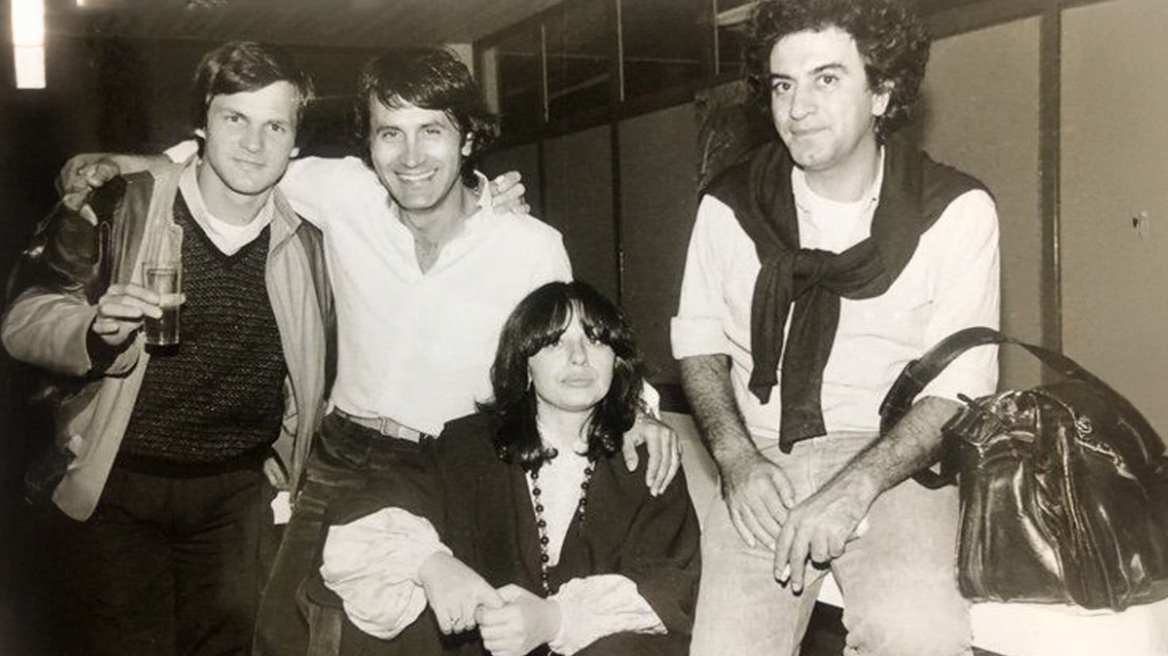 Αχιλλέας Θεοφίλου: Η ιστορία του ελληνικού τραγουδιού μέσα από το άλμπουμ της ζωής του