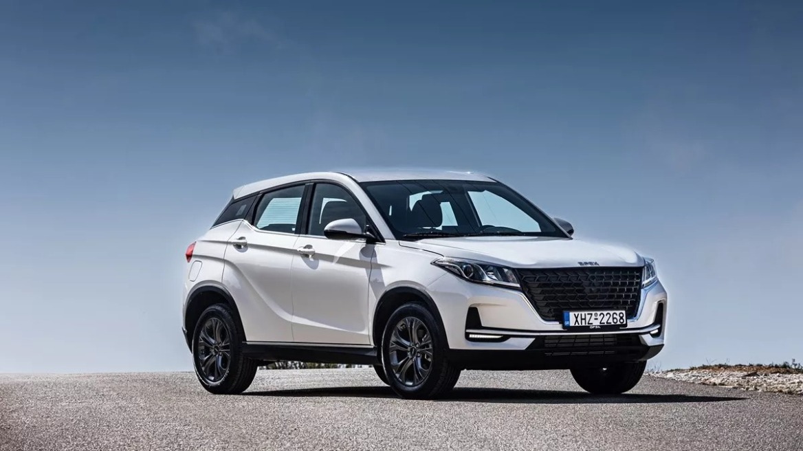 DFSK 500: Το προσιτό SUV που σου λύνει τα χέρια