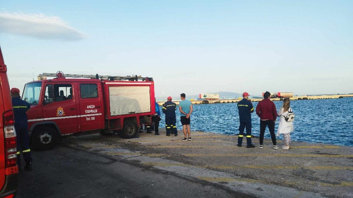 Τραγωδία στη Μυτιλήνη: Νεκρός ο οδηγός αυτοκινήτου που έπεσε στο λιμάνι 