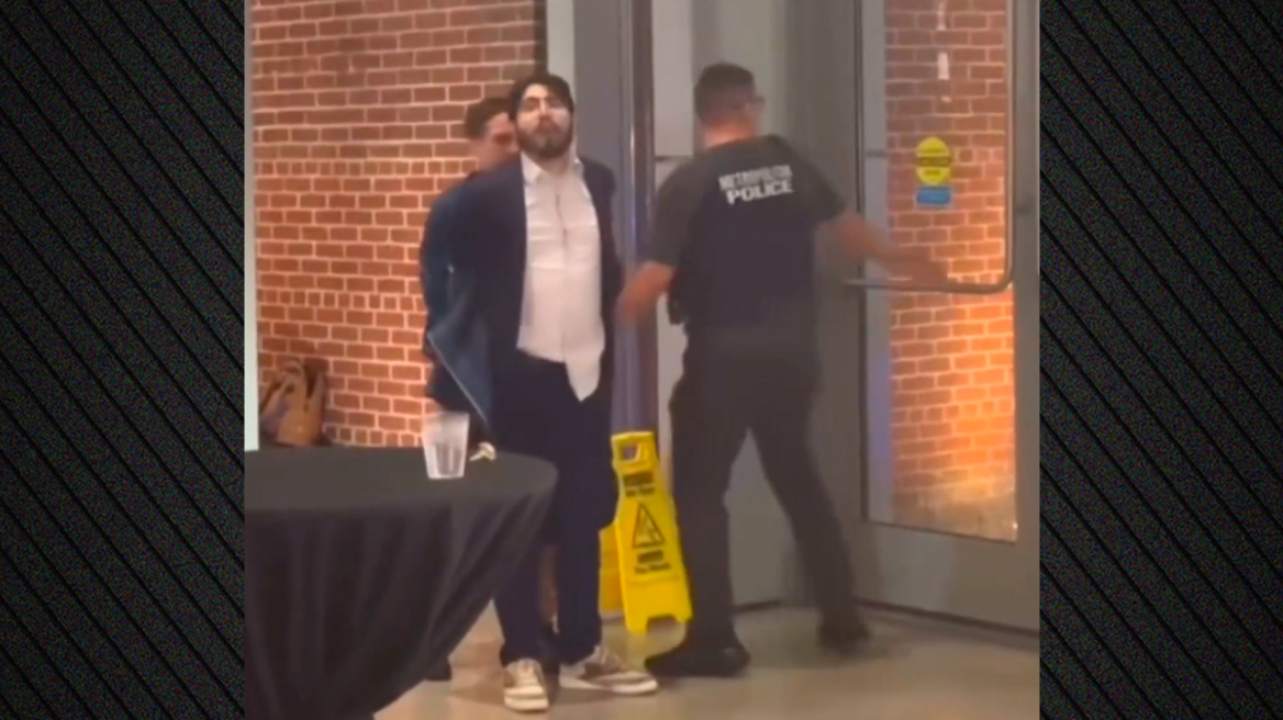 Αιματηρή επίθεση έξω από το Εβραϊκό Μουσείο στην Ουάσινγκτον: Δολοφονήθηκαν δυο στελέχη της πρεσβείας του Ισραήλ, συνελήφθη ο Αμερικανός δράστης