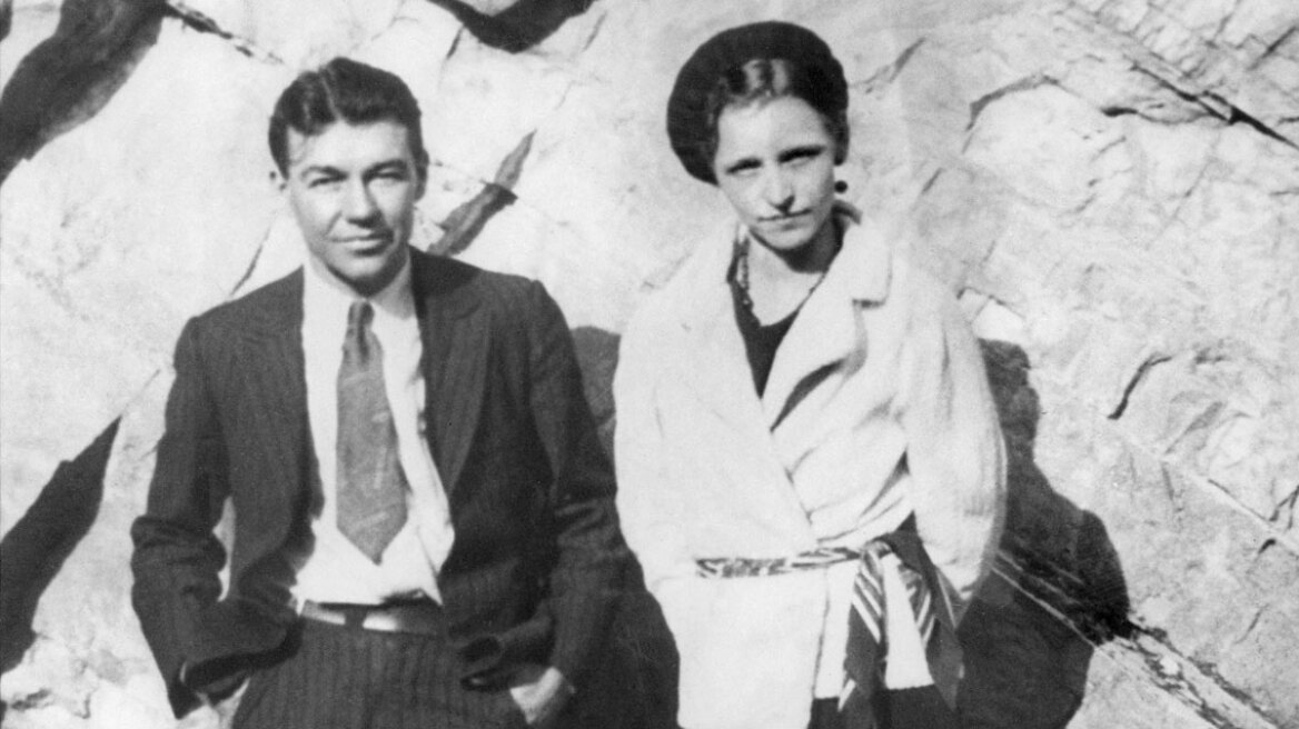 Το ζευγάρι δολοφόνων Bonnie & Clyde: Πώς το FBI κατέστρεψε το διαβόητο δίδυμο (vid)