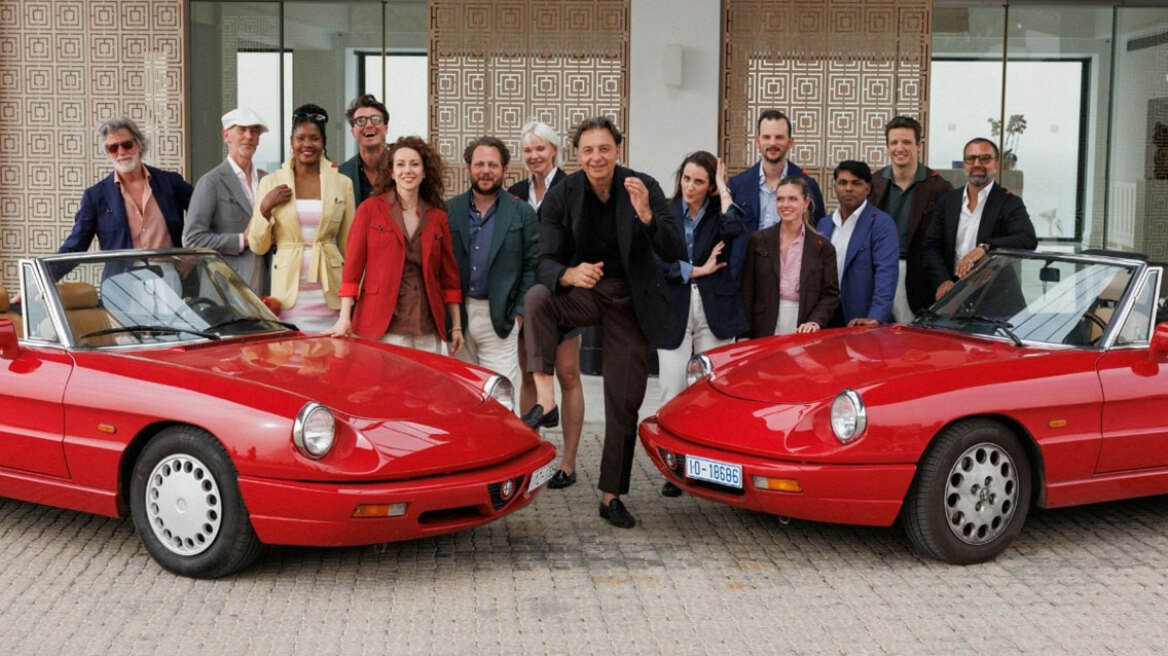 20 χρόνια Bespoke Athens: Μια συλλογή-σταθμός για το εργαστήρι του στυλ