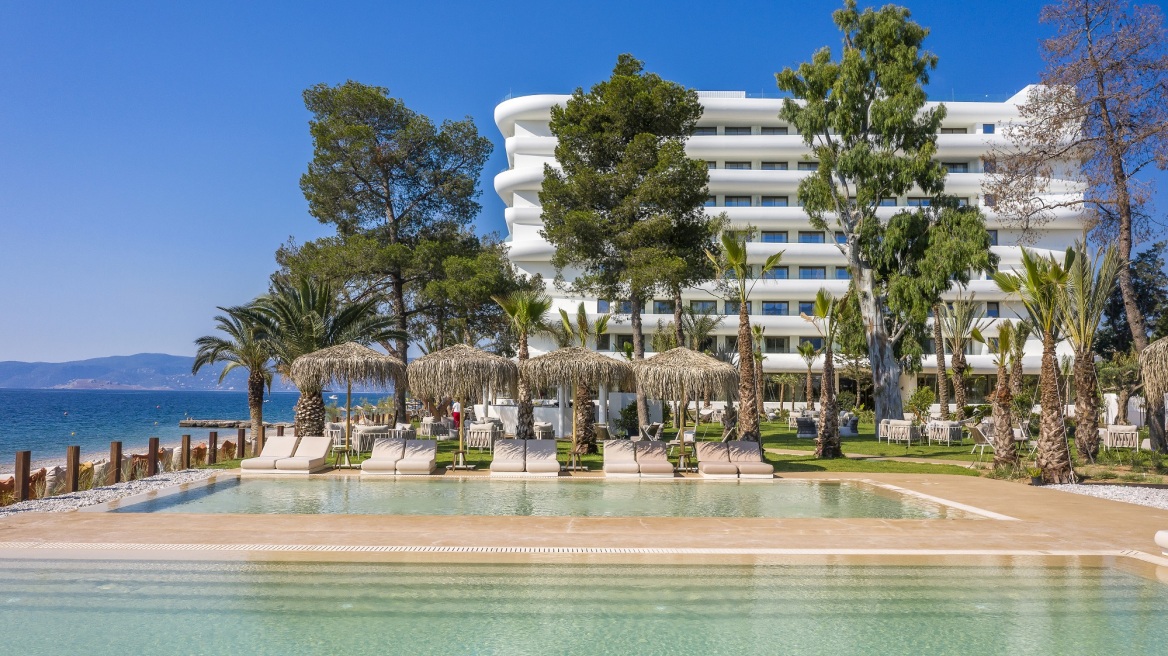 Ένα Σαββατοκύριακο σε ξενοδοχείο στους Αγίους Θεοδώρους: Η εμπειρία δεν ήταν αυτή που φαντάζεστε