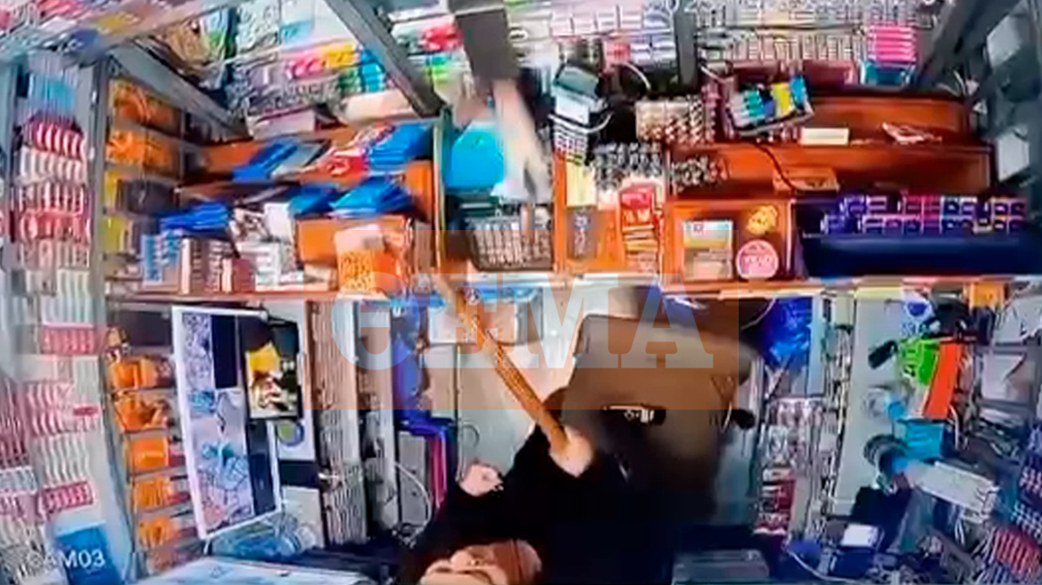 Αδίστακτο ζευγάρι απειλούσε γυναίκες υπαλλήλους με κουζινομάχαιρο στη δυτική Αττική και άρπαζε τις εισπράξεις - Βίντεο ντοκουμέντα