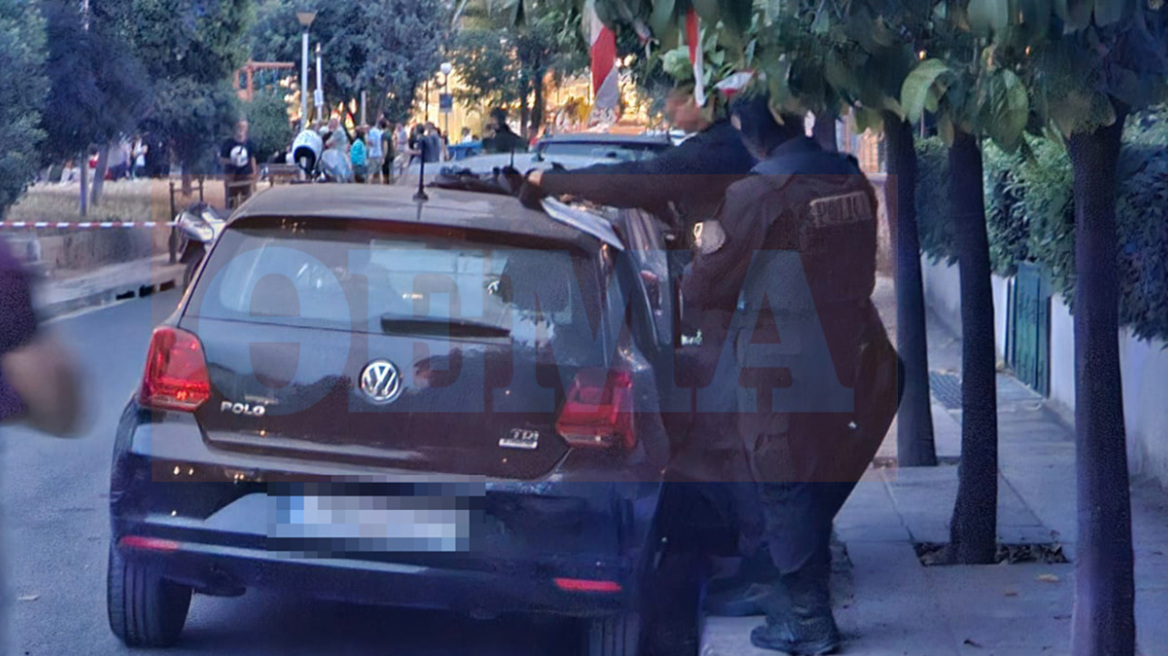 Χαλάνδρι: «Σκοτώστε με, μαχαιρώστε με», έλεγε ο οδηγός που έπεσε σε στάση λεωφορείου στο Χαλάνδρι και τραυμάτισε τρεις γυναίκες - Σοβαρά η μια τραυματίας