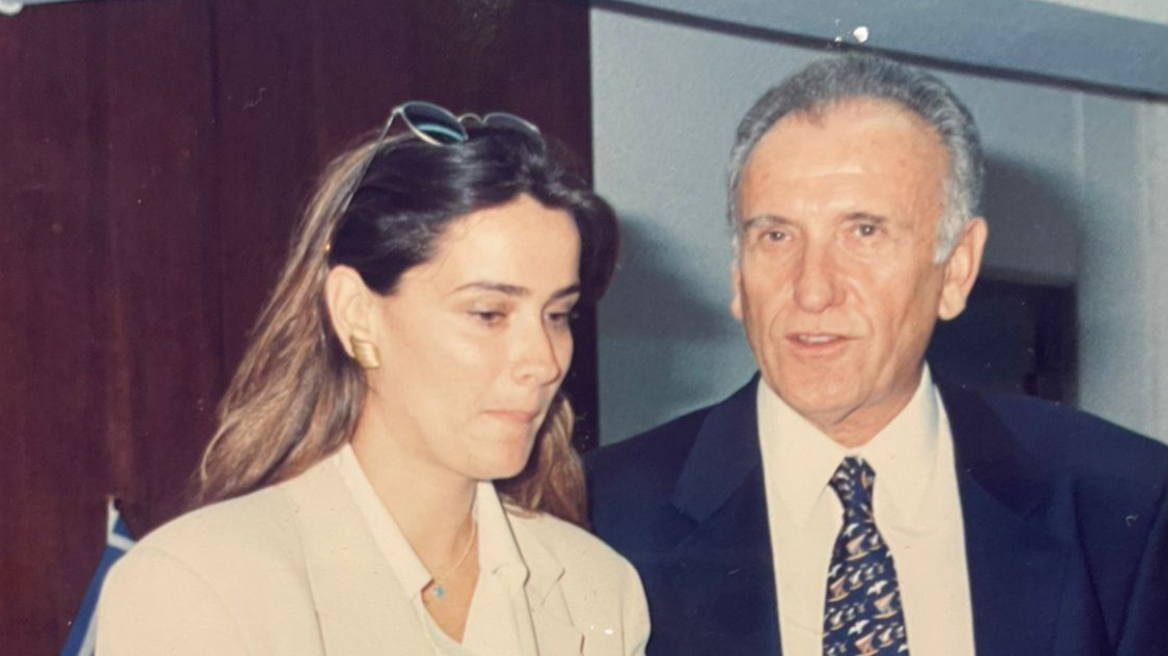 Το «αντίο» της Άννας Ροκοφύλλου στον πατέρα της, Χρήστο: Το πνεύμα σου ανυπόταχτο δεν πρόδωσε ποτέ τις Αρχές και τις Αξίες σου